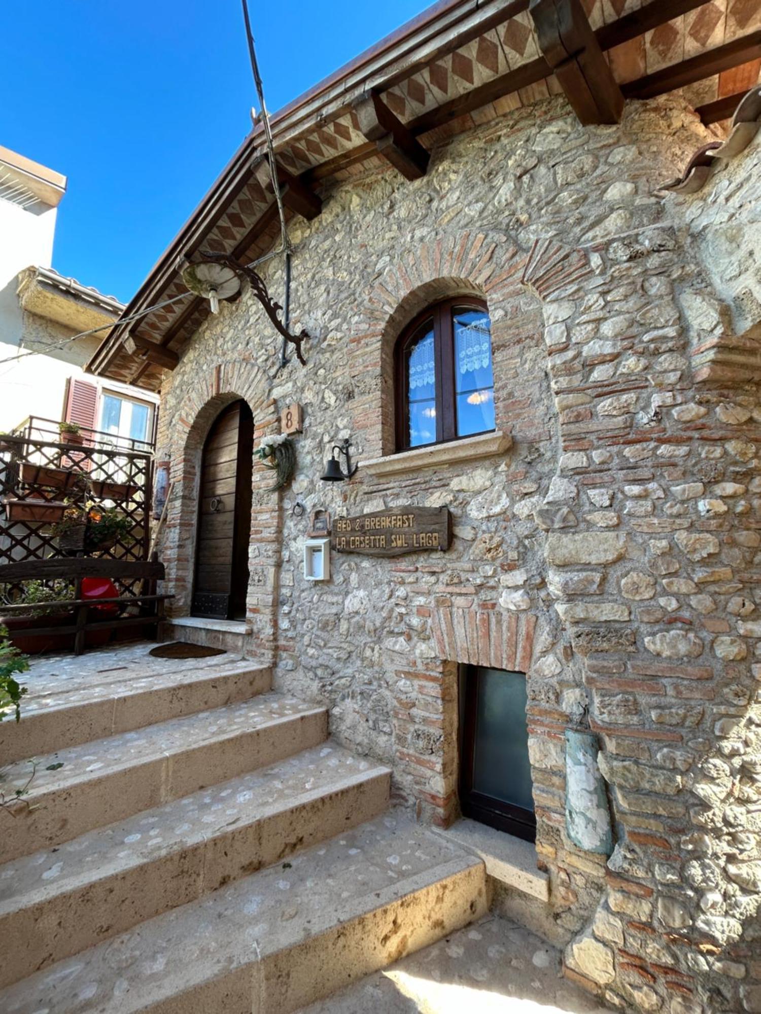B&B La Casetta Sul Lago Colle di Tora Dış mekan fotoğraf